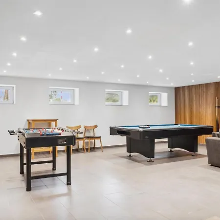 Holiday home Bjarka - 700m From The Sea In Lolland- Falster And Mon By Interhome *